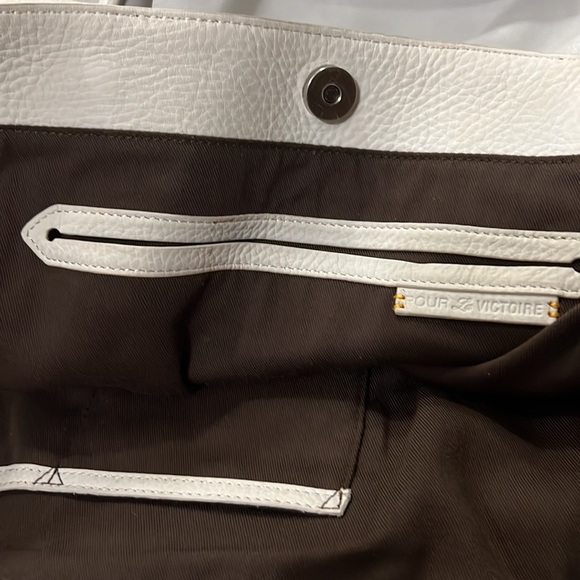 “Pour La Victoire XL Leather Shoulder Bag - Picture 7 of 13